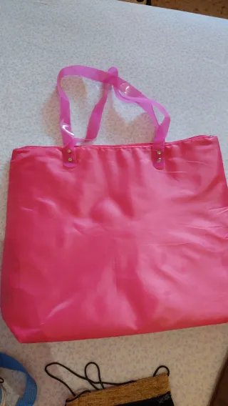 Lote de bolsos variados y mochila