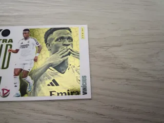 Cromo Vinícius Extra Gold Liga ESTE