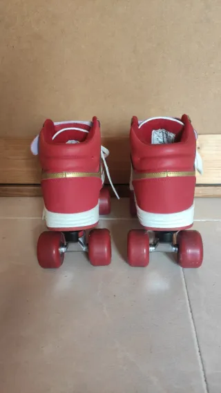 Patines Rookie 4 Ruedas Rojos y Blancos