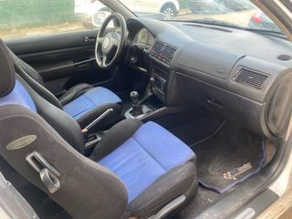 Volkswagen Golf 2002