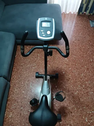 Bicicleta Estática BH Fitness ZT100