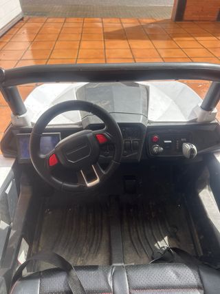 Buggy Eléctrico Infantil UTV-400