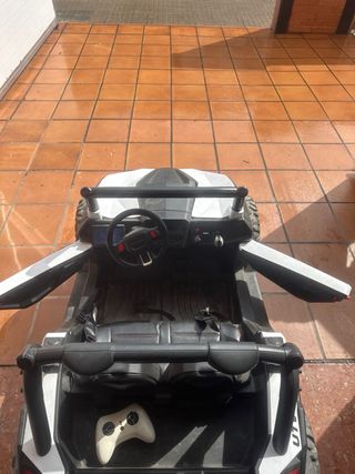 Buggy Eléctrico Infantil UTV-400