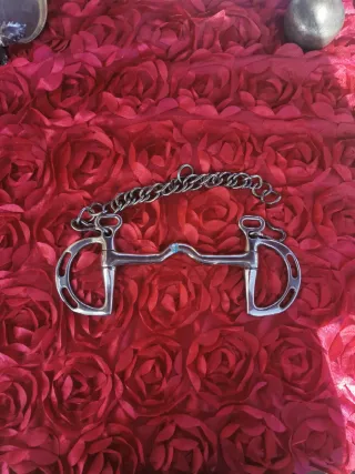 Bocado D para caballo
