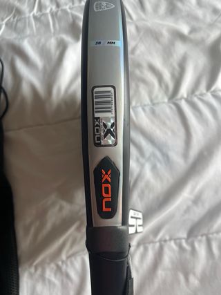Pala Padel Nox AT10 Pro Cup Hard 2025 + Funda