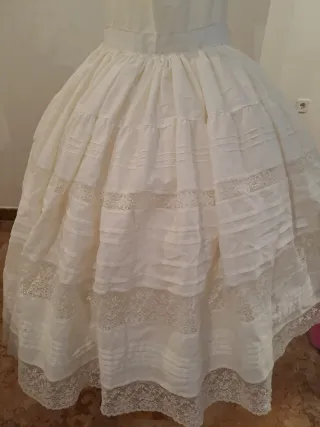 Can can Fallera Niña con enagua cosida.