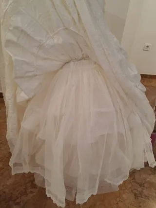 Can can Fallera Niña con enagua cosida.