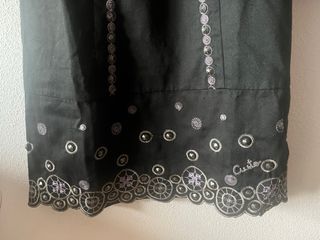 Vestido negro invierno bordado