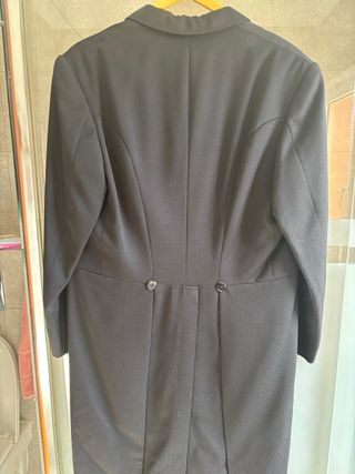 Chaqué de ceremonia negro con chaleco pantalones