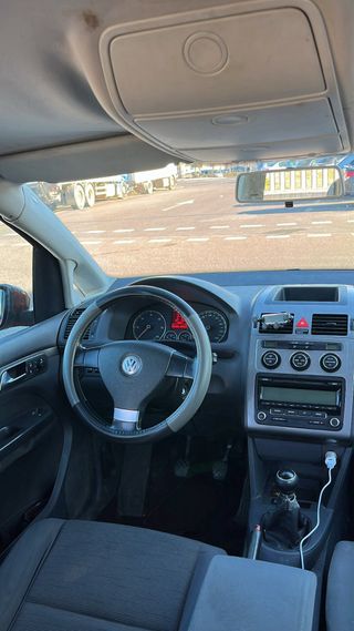 Volkswagen Touran 2010