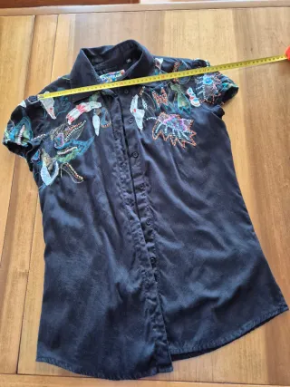 Camicia Desigual nera con ricami