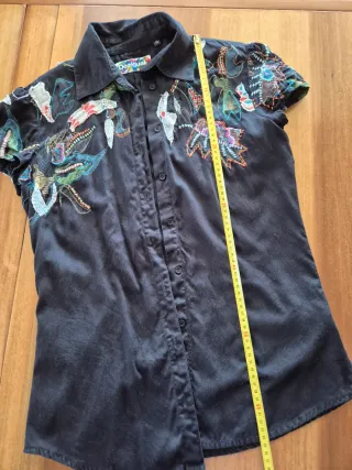 Camicia Desigual nera con ricami