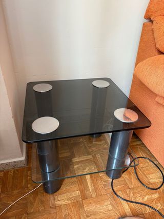 Mesa auxiliar cristal negro Medidas: 50cmx50cmx39