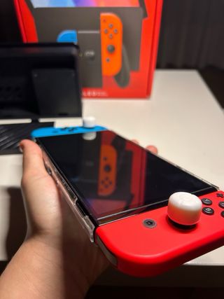 Nintendo Switch OLED Rossa e Blu - Completa