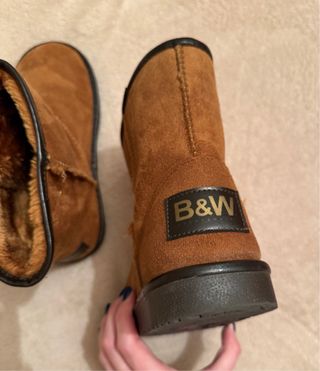 Botas estilo UGG marrones