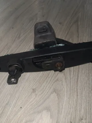 Maneta y limpia portón E46 Touring