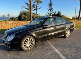 Mercedes-Benz E 2004 2004