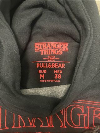 Sudadera Stranger Things Negra