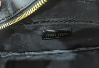 Miu Miu Bolso Negro Acabados Originales