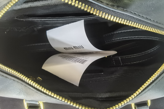 Miu Miu Bolso Negro Acabados Originales