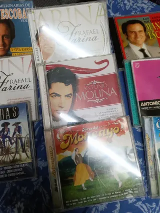 Lote de CDs de música española