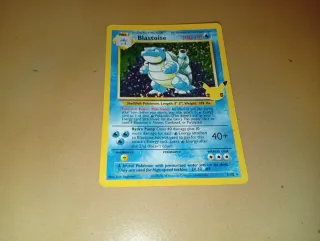 Carta Pokémon Charizard SP 120 Cada una