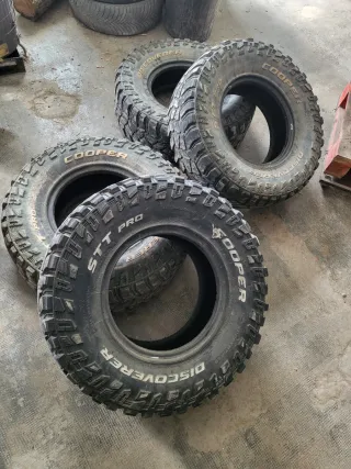 4 Neumáticos Cooper Discoverer STT PRO 31x10.5 R15