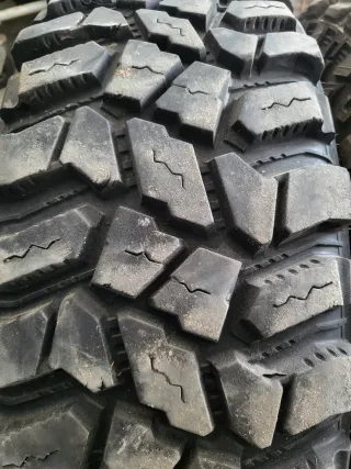 4 Neumáticos Cooper Discoverer STT PRO 31x10.5 R15