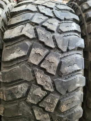 4 Neumáticos Cooper Discoverer STT PRO 31x10.5 R15