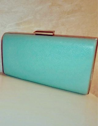 Bolso de mano color turquesa