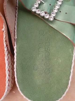 Sandalias con pedrería