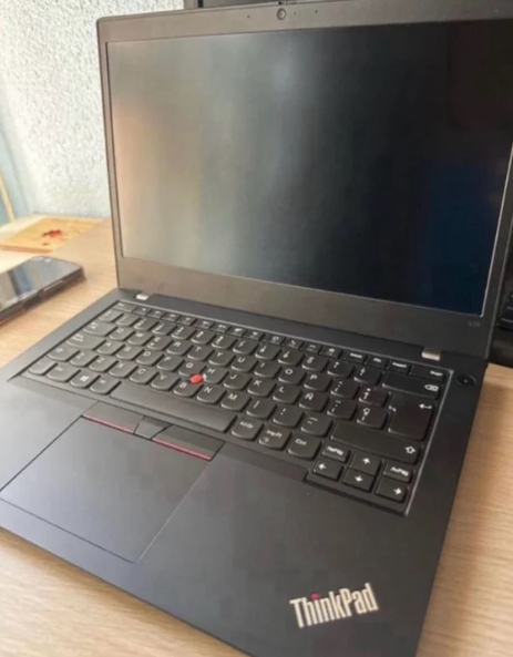 Lenovo ThinkPad L14 Negro