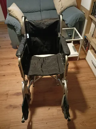 Silla ruedas para minusvalía y personas mayores