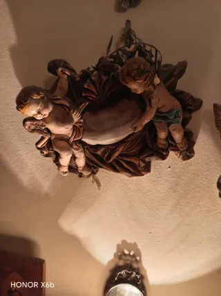 Angeli decorativi in gesso