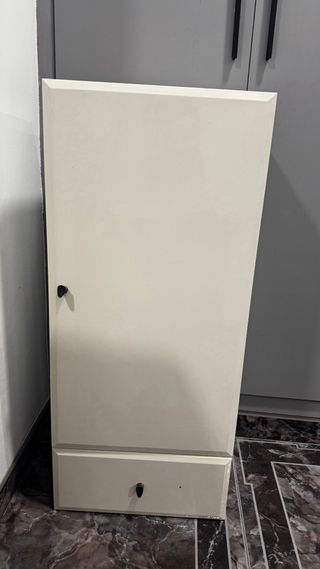 Armario baño mármol y madera