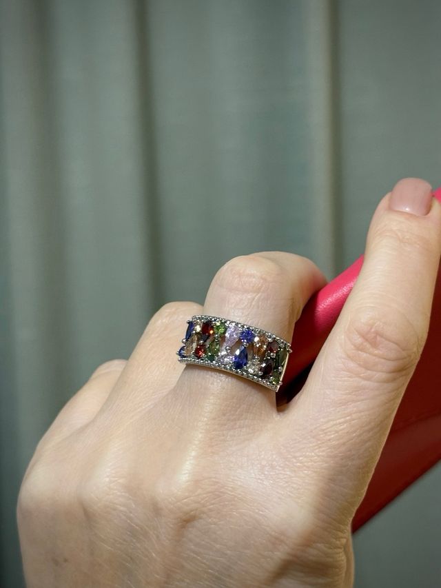 Anillo elegante multicolor circonitas