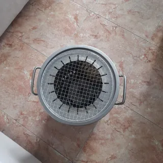 Set per barbecue e affumicatore in alluminio usato 2 volte