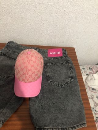 Gorra y Pantalón Corto Vaquero