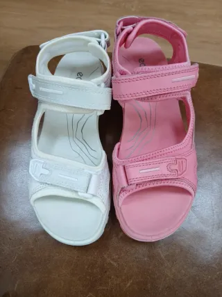 Sandalias Ecco Niña Rosa y Blanca