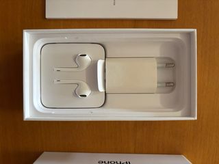 iPhone SE 128 GB Negro