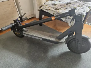 Patinete Xiaomi Essential 3