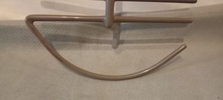 Colgador de corbatas marrón