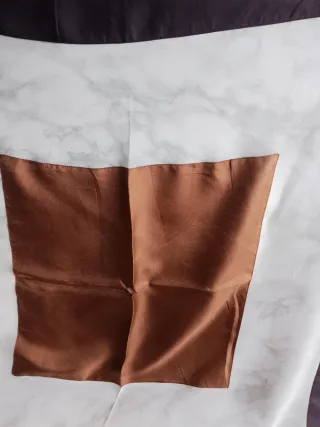 Foulard Furla Beige e Marrone