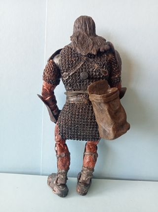 Figura Uruk-Hai LOTR Toybiz con Ballesta