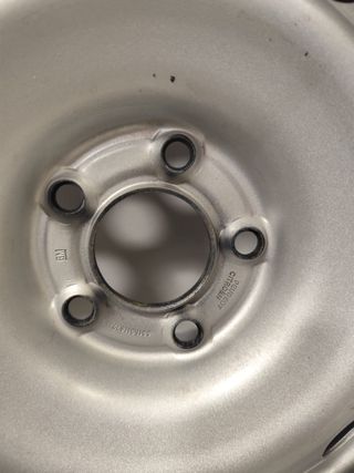 Llanta de chapa 5 agujeros de 16 pulgadas Citroën