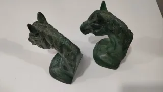 Busto Escultura Sujeta Libros Caballos 640513926