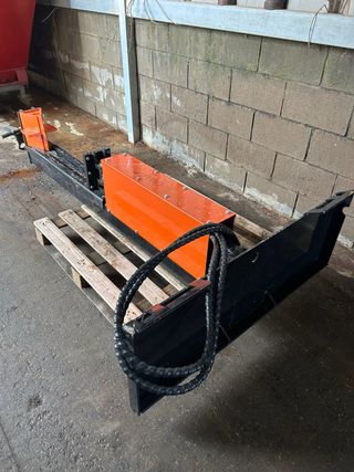 Astillador de leña hidráulico