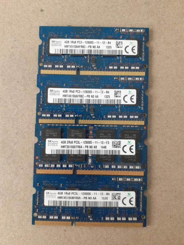 4x 4GB SK hynix 1600MHz DDR3 RAM