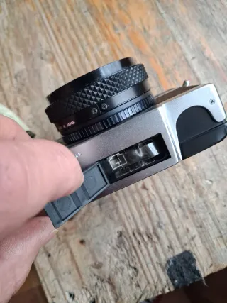 Cámara Petri ES AUTO Plata y Negra