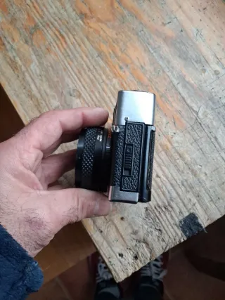 Cámara Petri ES AUTO Plata y Negra